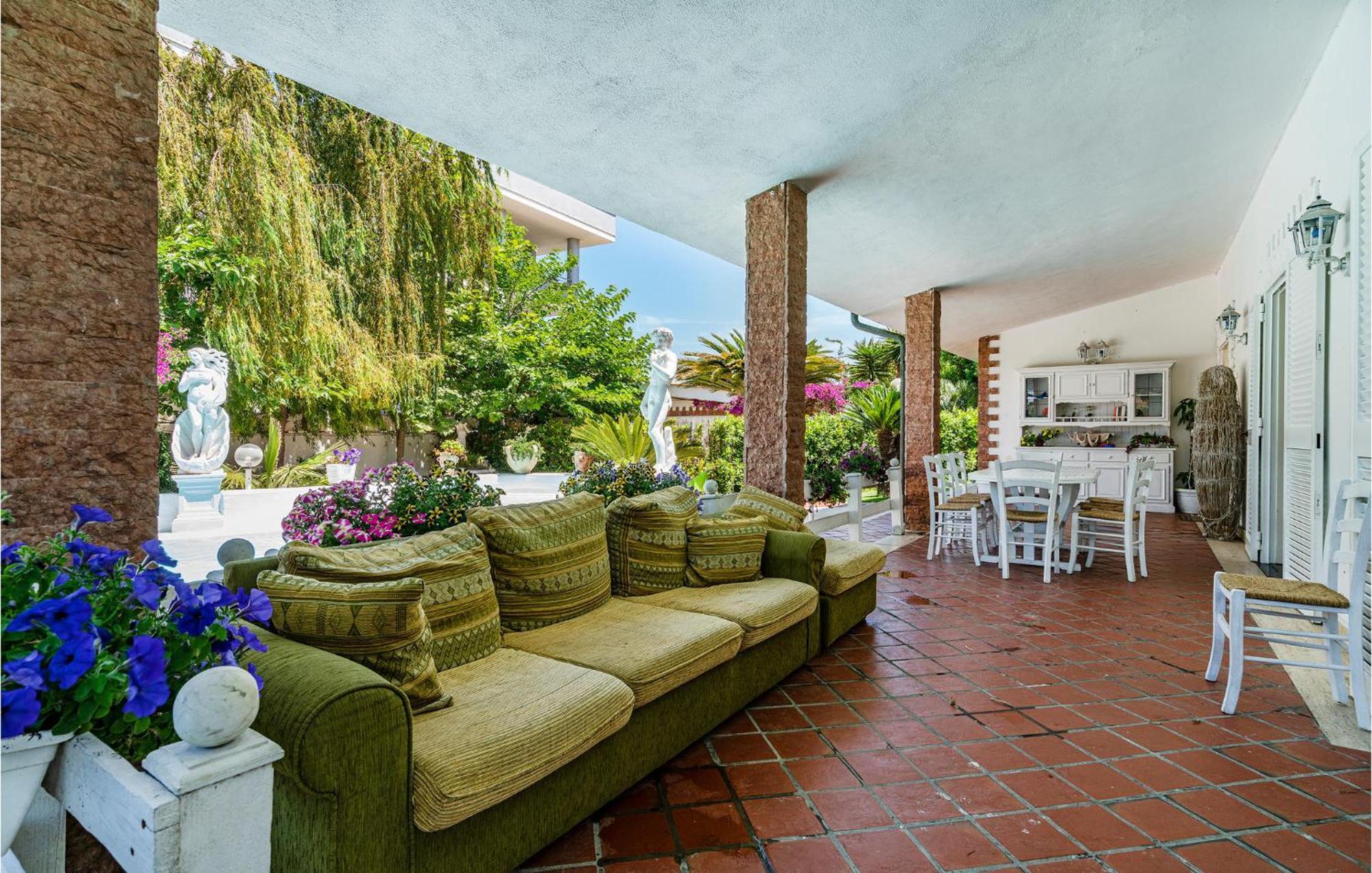 Beautiful Home In Fiumicino With Wifi Esterno foto